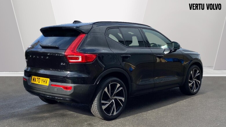 Volvo Xc40 2.0 B4P R DESIGN Pro 5dr Auto Petrol Estate